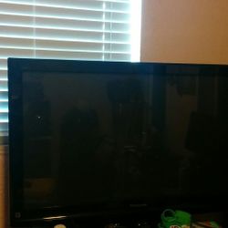 Panasonic 42" Flat screen tv