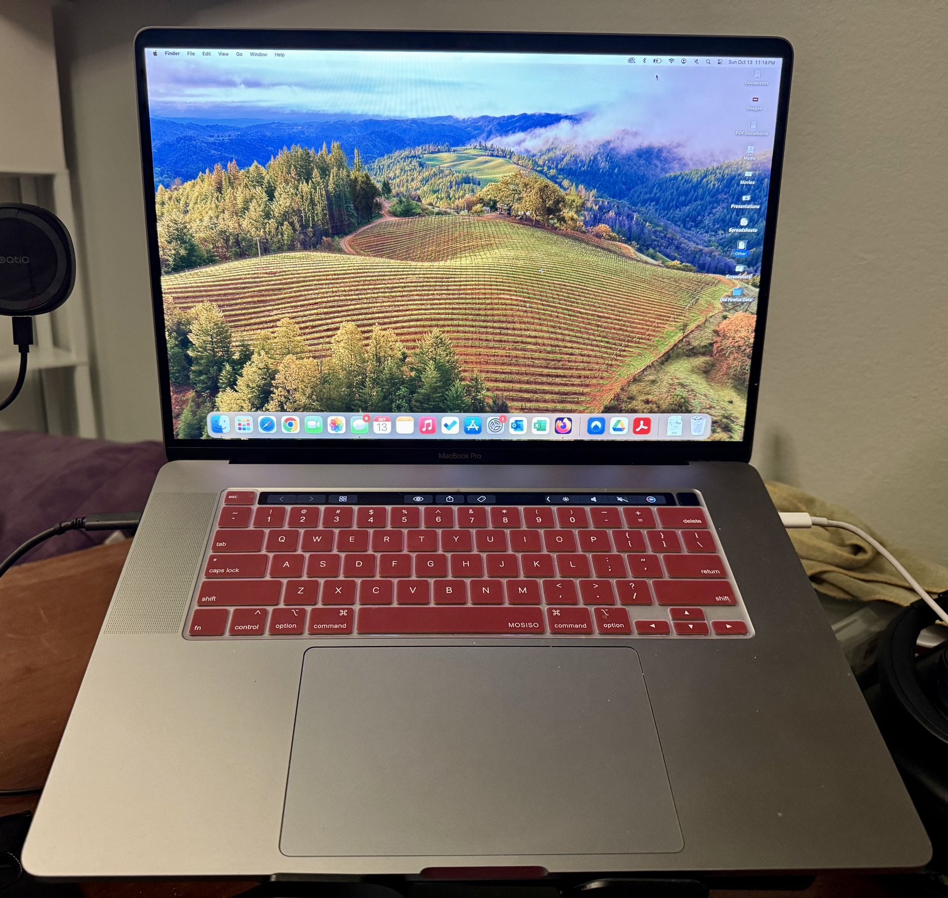 16” MacBook Pro (Intel i7, 16GB RAM, TouchBar)