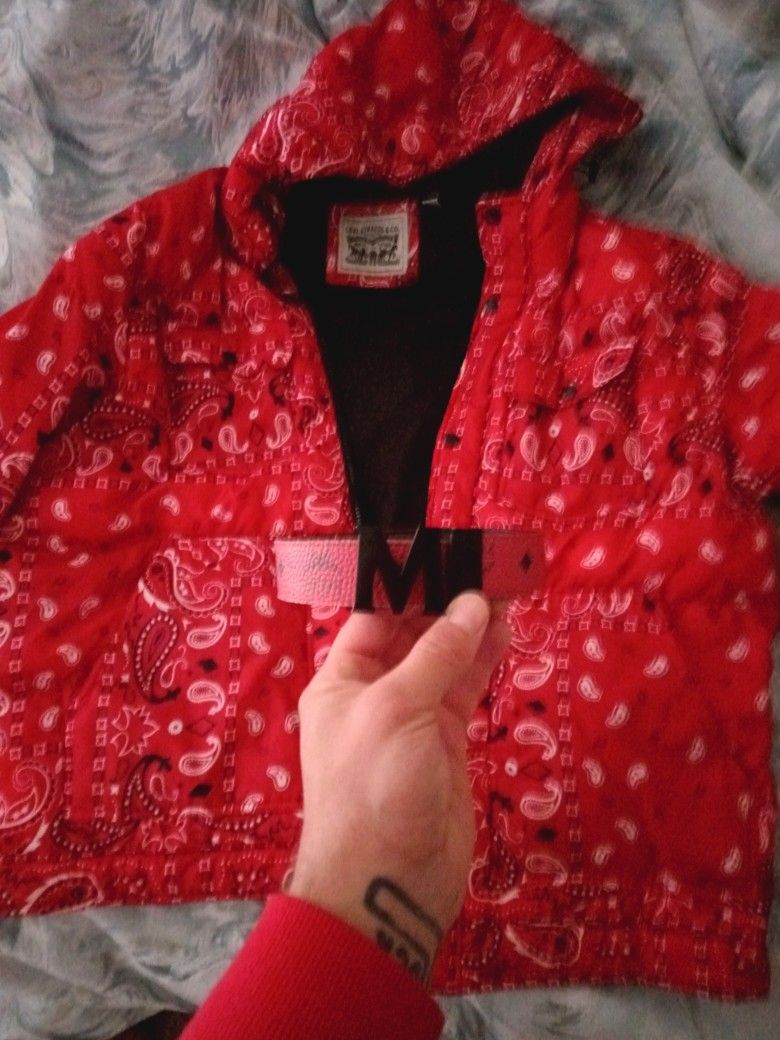 Belt Size 36/38 With Levi's Jacket 2XL