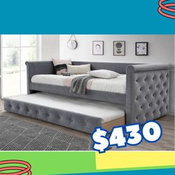 Brand New In Box Day Bed W/Slats + Trundle And 2 Mattresses. Pick Up In Long Beach   