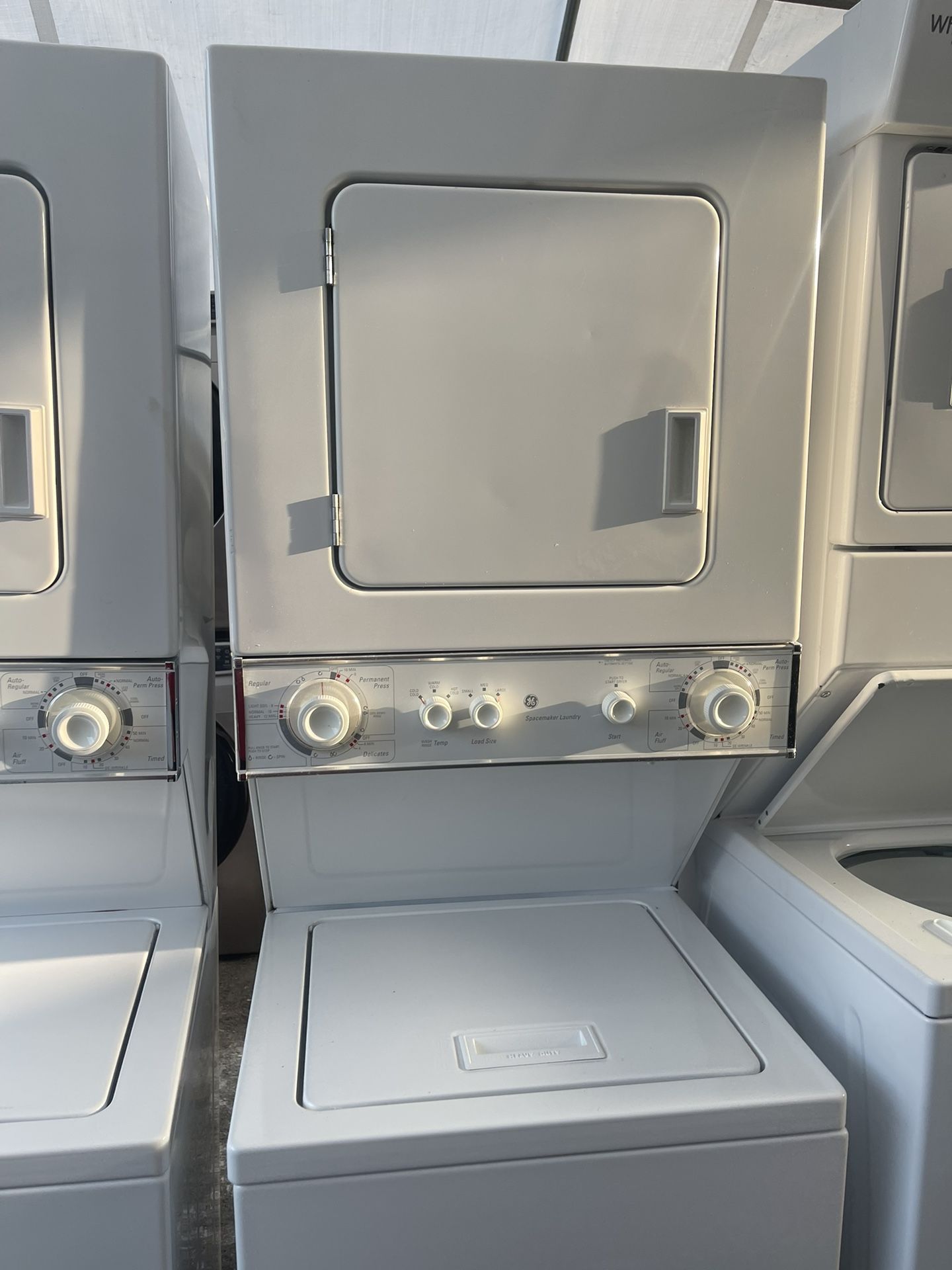 Whirlpool 24” Stackable