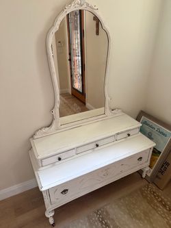 Vintage French Provincial White Dresser & Mirror Set