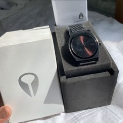 Black Nixon Minimal The Time Teller watch