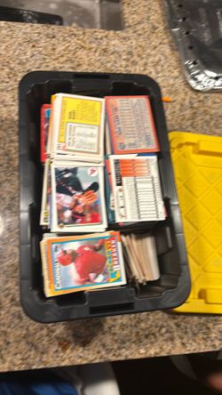 Baseball cards from 1990.