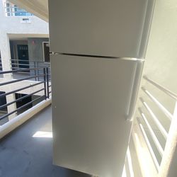 Refri  Estufa Microwave Dishwasher