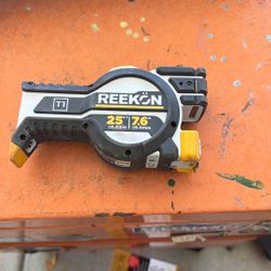 Tomahawk Tape Measure 