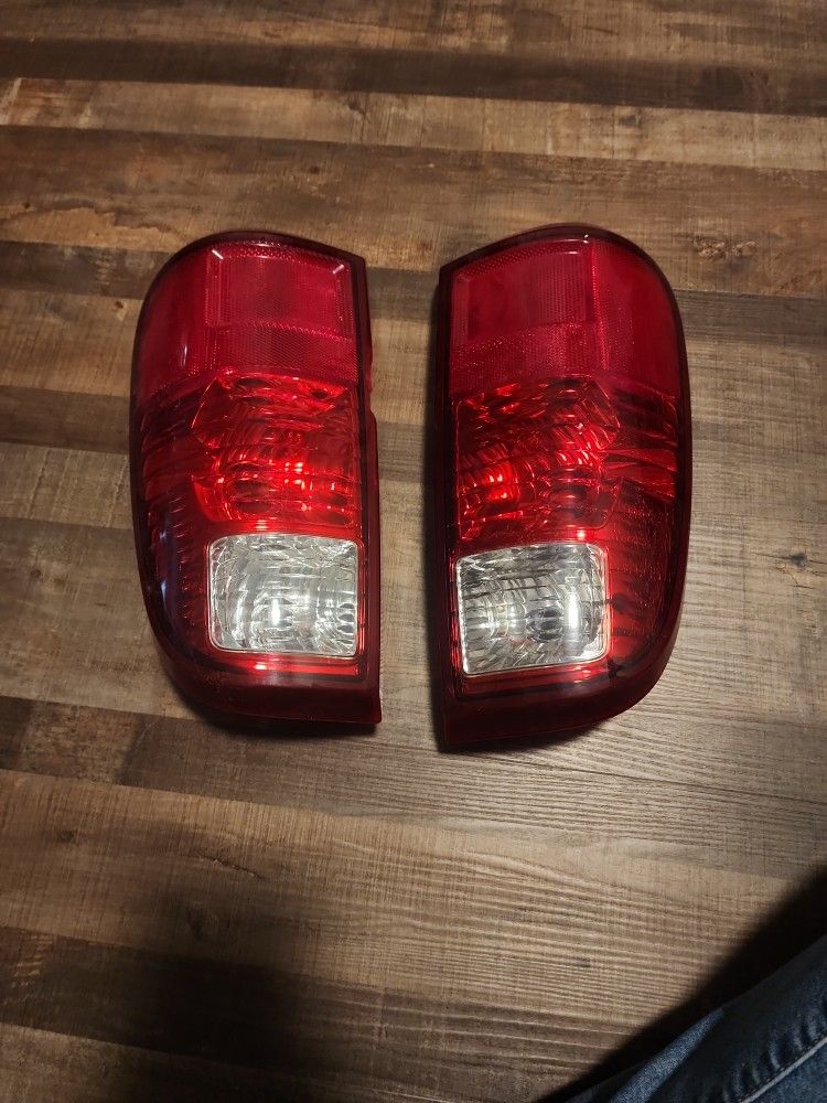 99 - 16 Ford Superduty Tail Lights