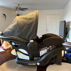 Graco SnugRide 35 Lite LX Infant Car Seat + Base
