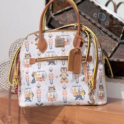 ✨ Disney Dooney & Bourke Pinocchio Collection – Figaro & Cleo (RETIRED) ✨