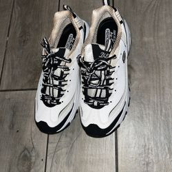 Tenis, en perfecto estados, marca skechers