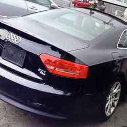 Audi A5. Parts Bummer Taillights Trunk Lid 