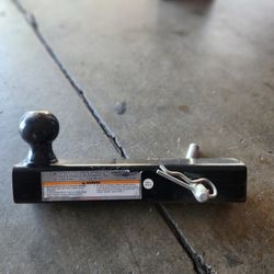 2" Ball Mount Hitch. 