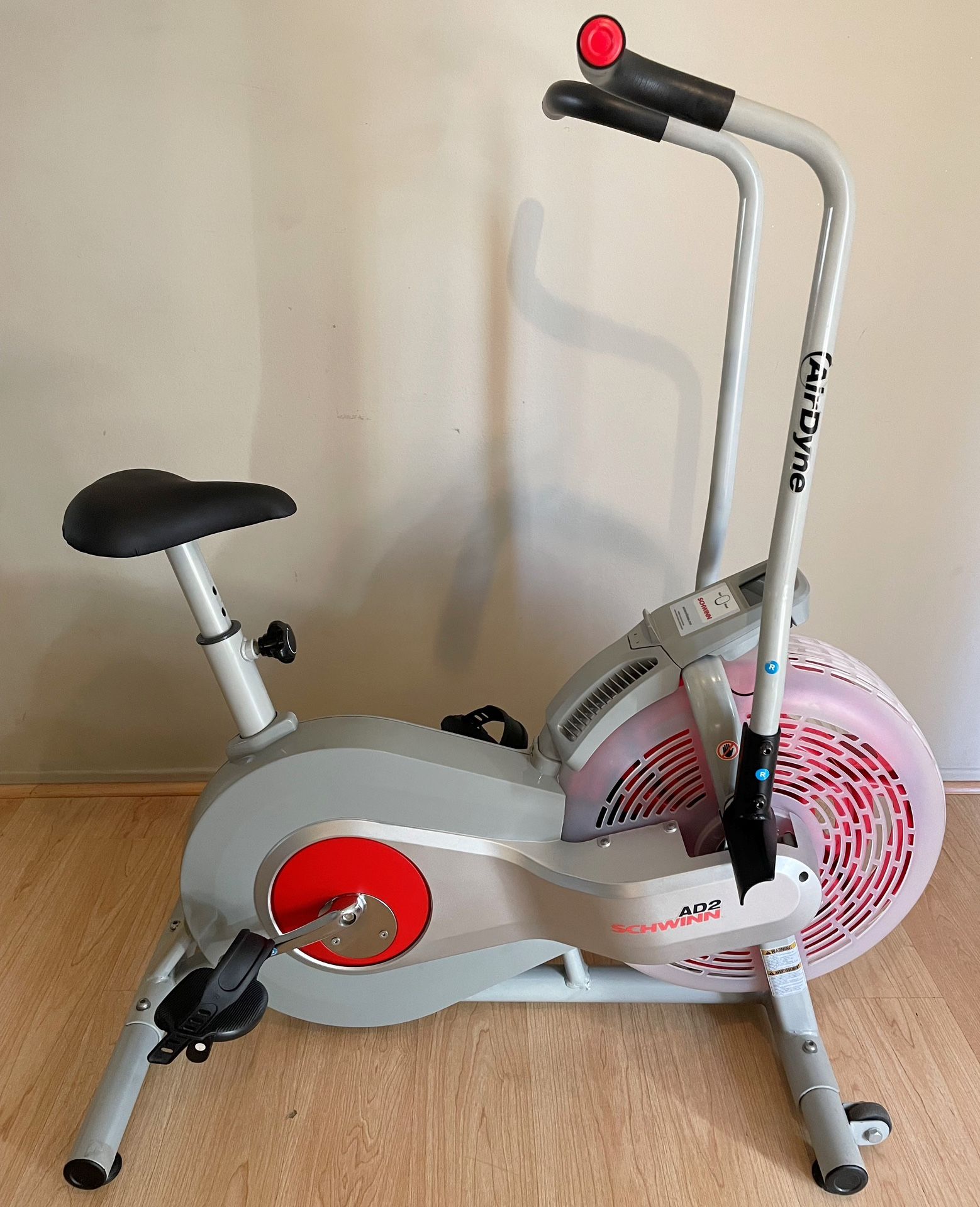 Schwinn 130 Upright Bike Schwinn Velo Stationnaire Schwinn Indoor