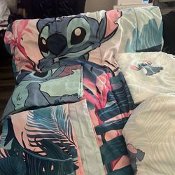 Stitch comforter and sheets