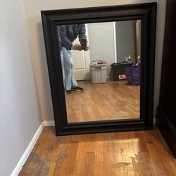 Decrative wall mirrors