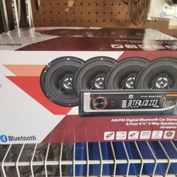 Dual Radio And Speaker Set