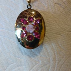 Women's Gold With Pink Stones Locket Necklace