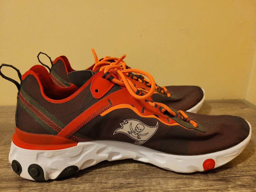 Tampa Bay Buccaneers Nike React Element 55, size 12