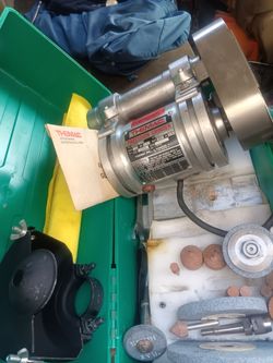Grainer lathe attachment