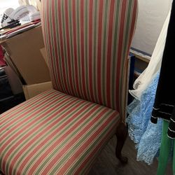 2 Antique Chairs Excellent Condition 