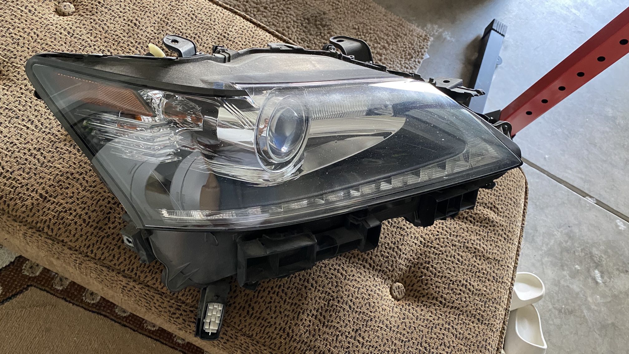 2013 GS350 OEM Headlight GS (contact info removed) 2015