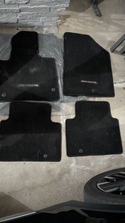 Hyundai Santa Fe OEM Floor Mats Set of 4
