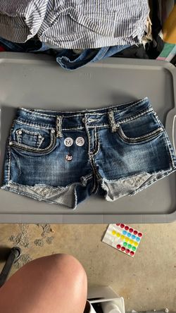 Woman’s L.A. Idol Jean Shorts - Sz: M  /  5  - $20