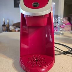 Keurig K200 Single Serve Red K-Cup Coffee Maker