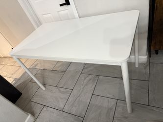 White Heavy Duty Desk Table With Reliable Hooks Kids Craft Kitchen Dinning 