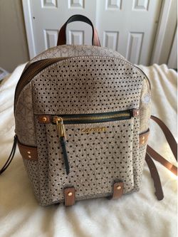 Calvin Klein purse like new