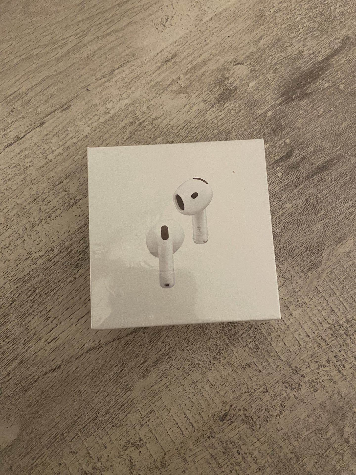 AirPods 4