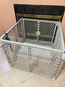 Free plastic pen 33”x33”