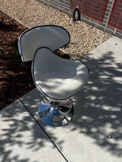 Modern Adjustable Bar Stool Chrome Base