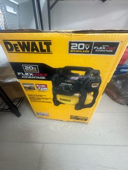 DEWALT 20V Max 2.5 Gal Cordless Air Compressor