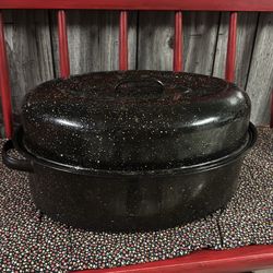 Enamelware roasting pan