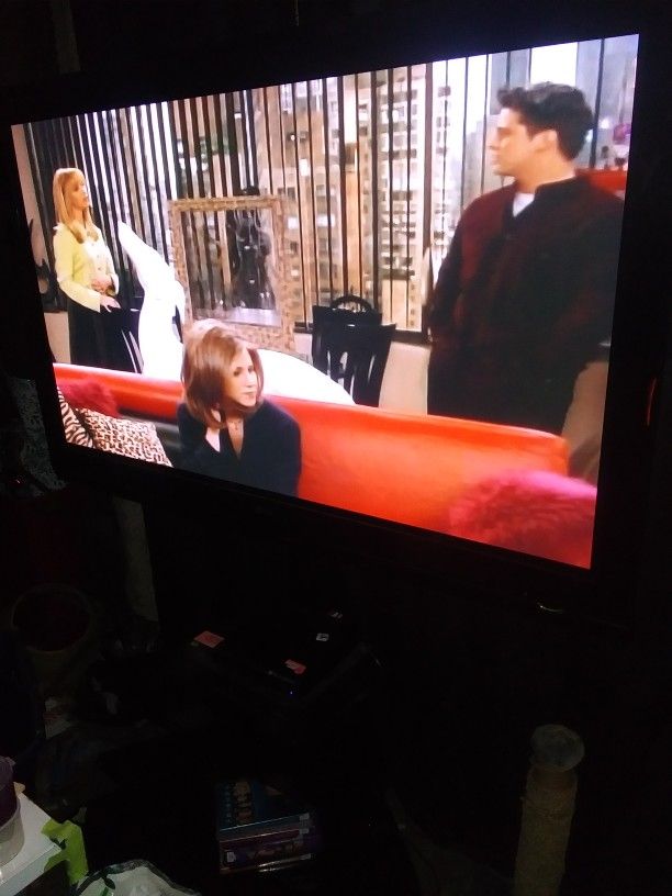 LG 60" Plazma TV w/ Mounting Tv Stand
