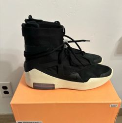 Sz 13.5 Nike Fear Of God worn 2 times very rare