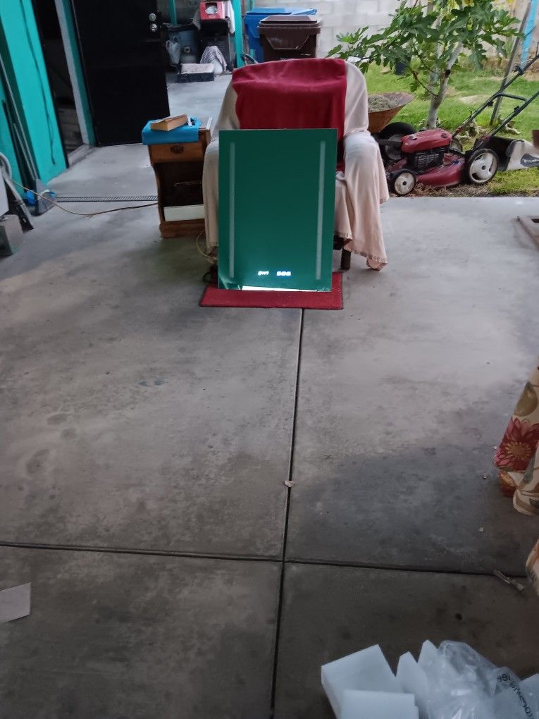 MIRROR SILVer 24x32.