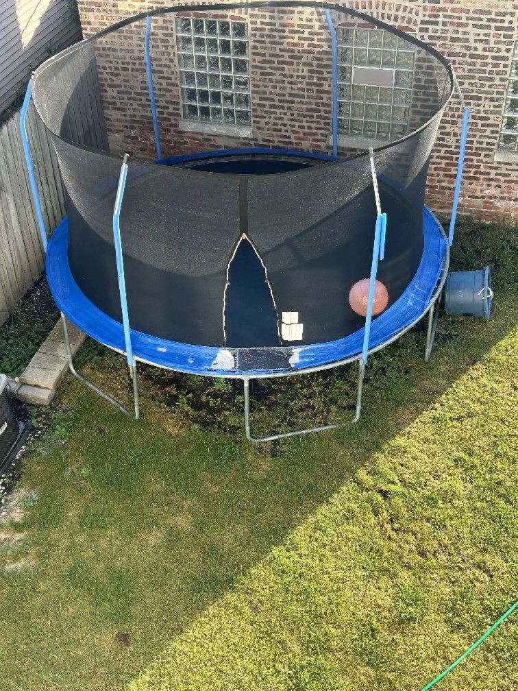 Trampoline