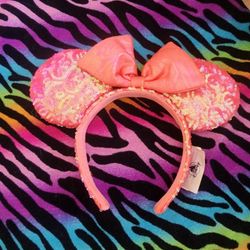 New Minnie Ears Available