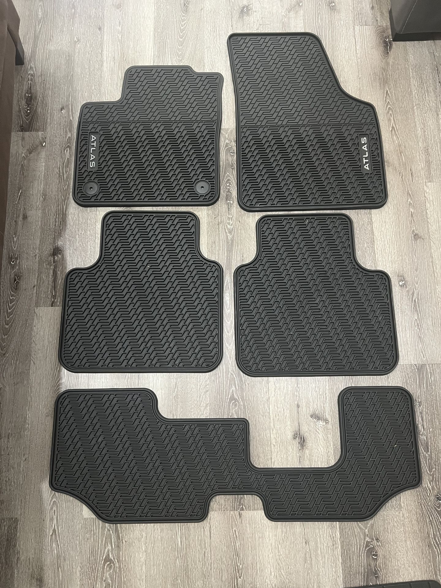 Rubber Mat Original For VW Atlas 2024