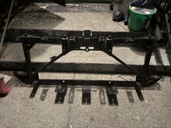 2015 Chevy Tahoe / Silverado / Yukon Front Radiator support Used in perfect condition $200