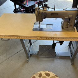 Sewing machine ~ Pfaff 145 model 