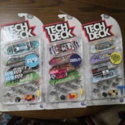 Tech Deck Stakeboards (4 Board Packs.)