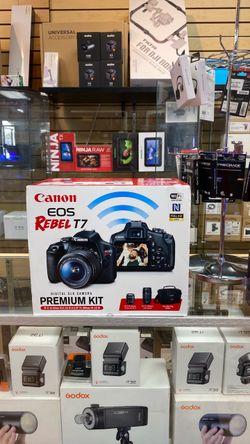 Canon EOS Rebel T7