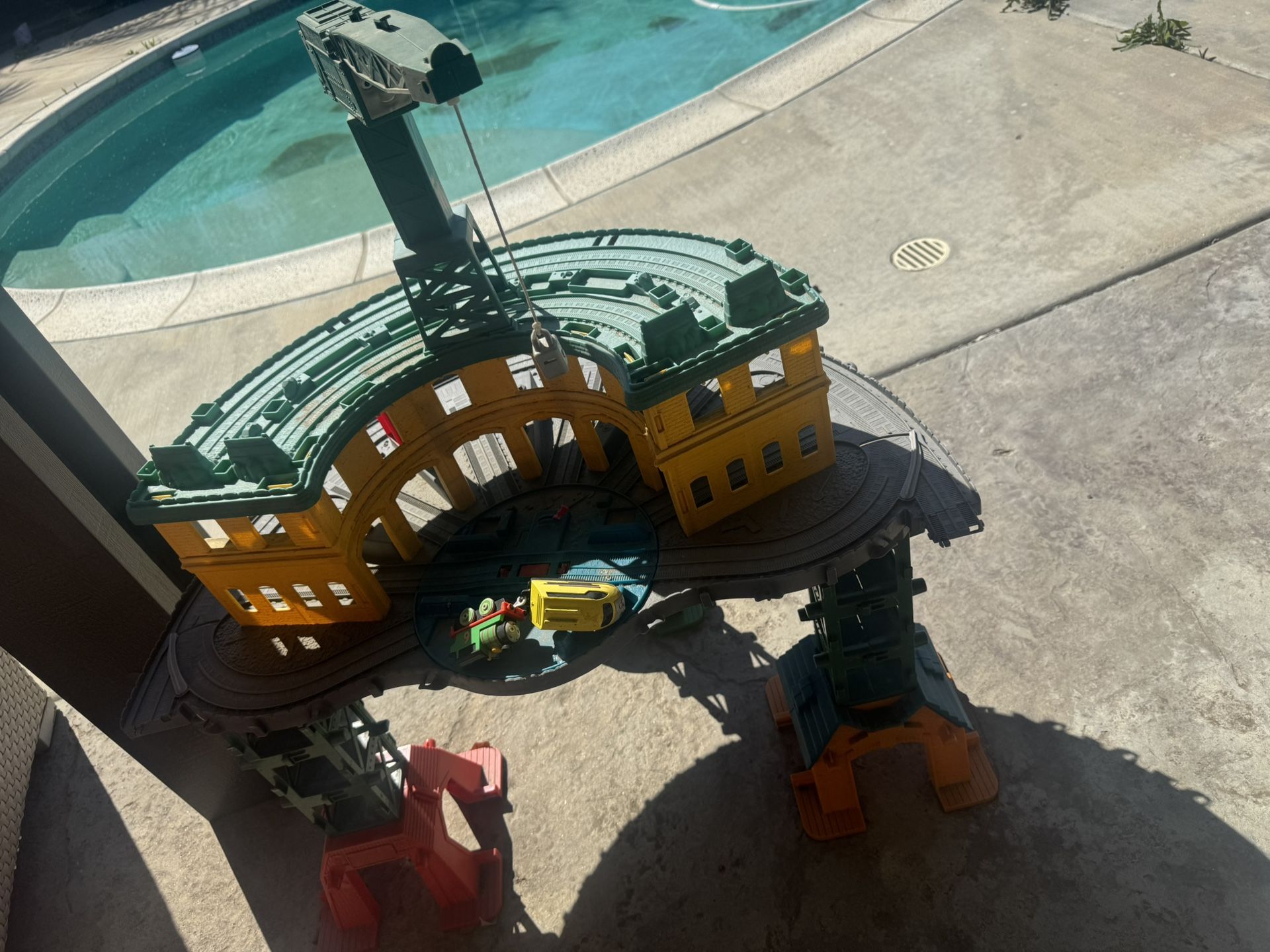 Thomas The Train Friends Super Station Playset
