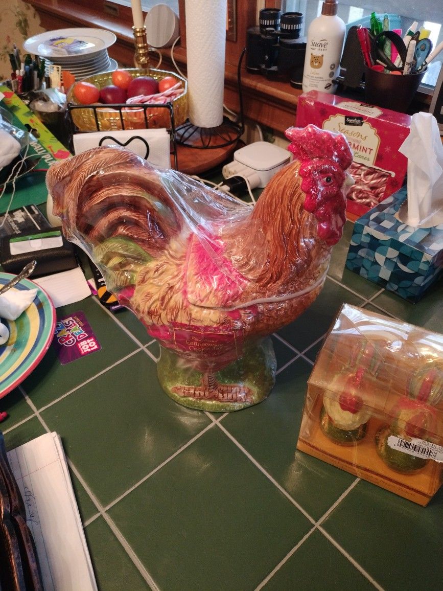 Roster Cookie Jar and Salt & Pepper Shakers