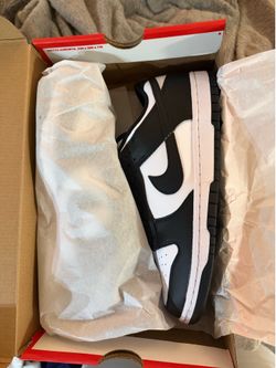New Nike dunk low (Pandas) Men’s size 8.5 Women’s size 10
