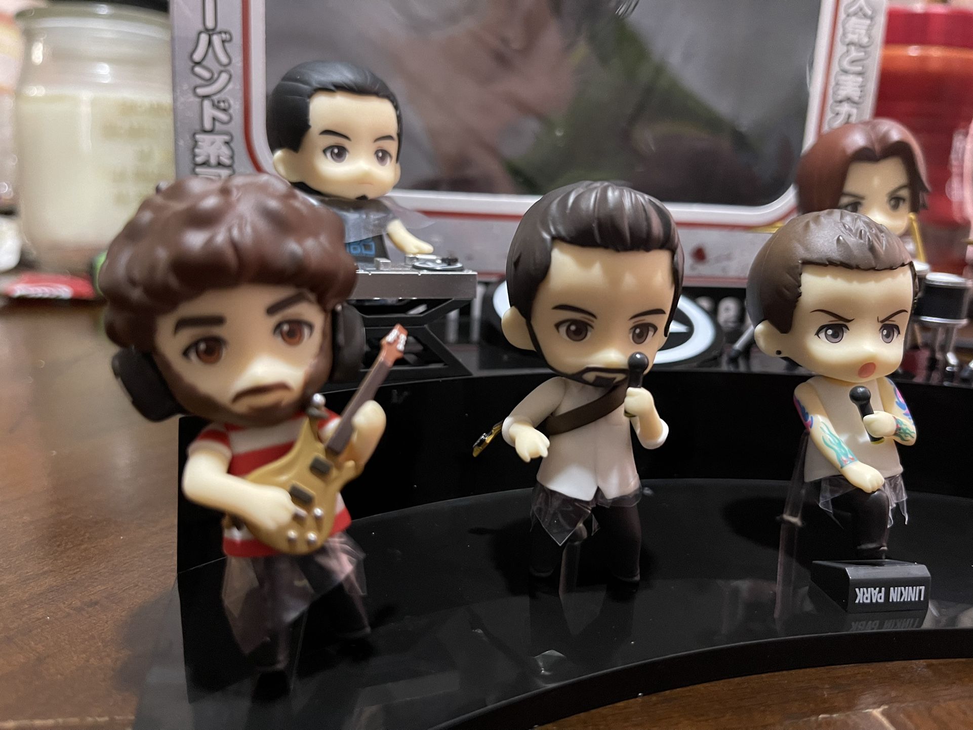 LINKIN PARK set フィギュア6体セット LINKIN PARK set フィギュア6体セット Pin by Claire Ballard on