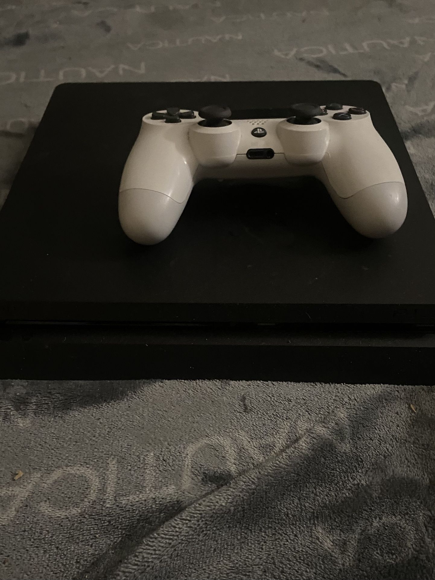 PlayStation 4 Slim